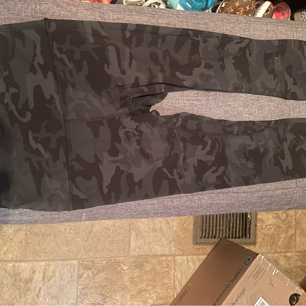 lululemon athletica Black Camouflage capri Leggings